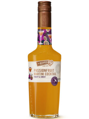 Pornstar Martini De Kuyper ready to serve